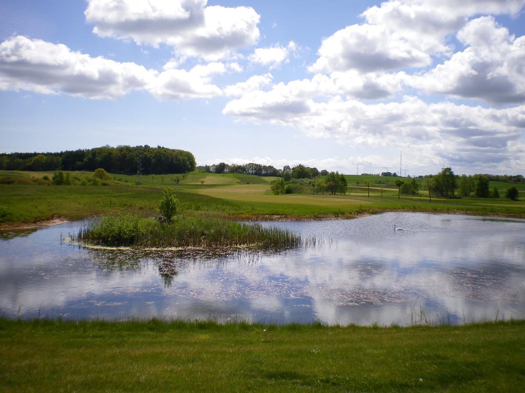 Golfcentrum Schloss Karnitz Ruegen Garz  Dış mekan fotoğraf