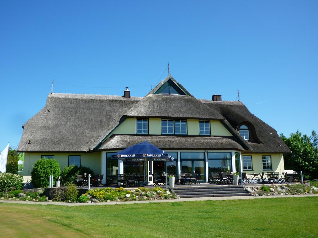 Golfcentrum Schloss Karnitz Ruegen Garz  Dış mekan fotoğraf